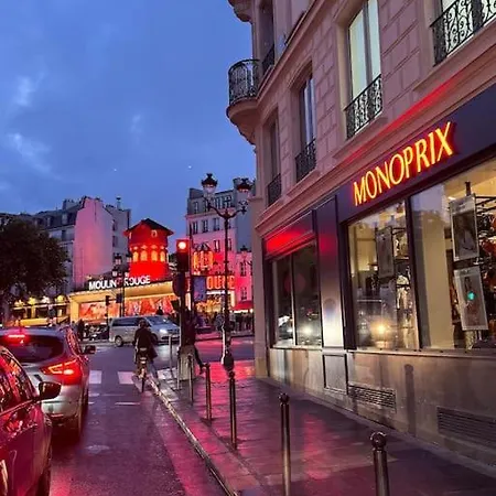 Апартаменты Au Moulin Rouge *